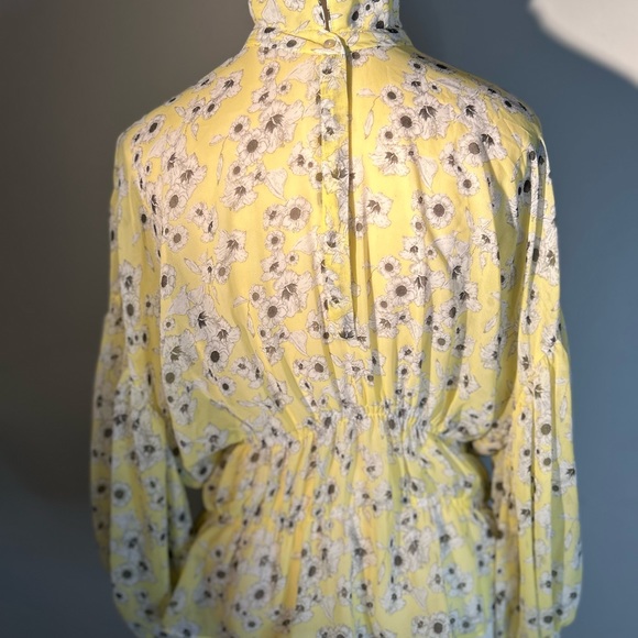ZARA Chiffon Floral Yellow Women's Blouse with Clinched Waist Medium - Picture 6 of 10